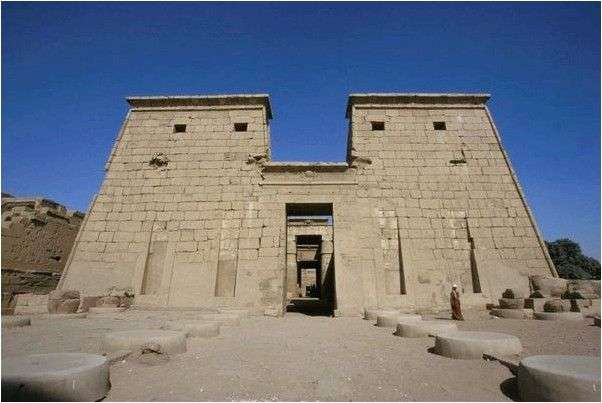 Египет Луксор Карнакский храм